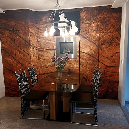 Private Apartment Laatzen City ฮันโนเวอร์ ภายนอก รูปภาพ
